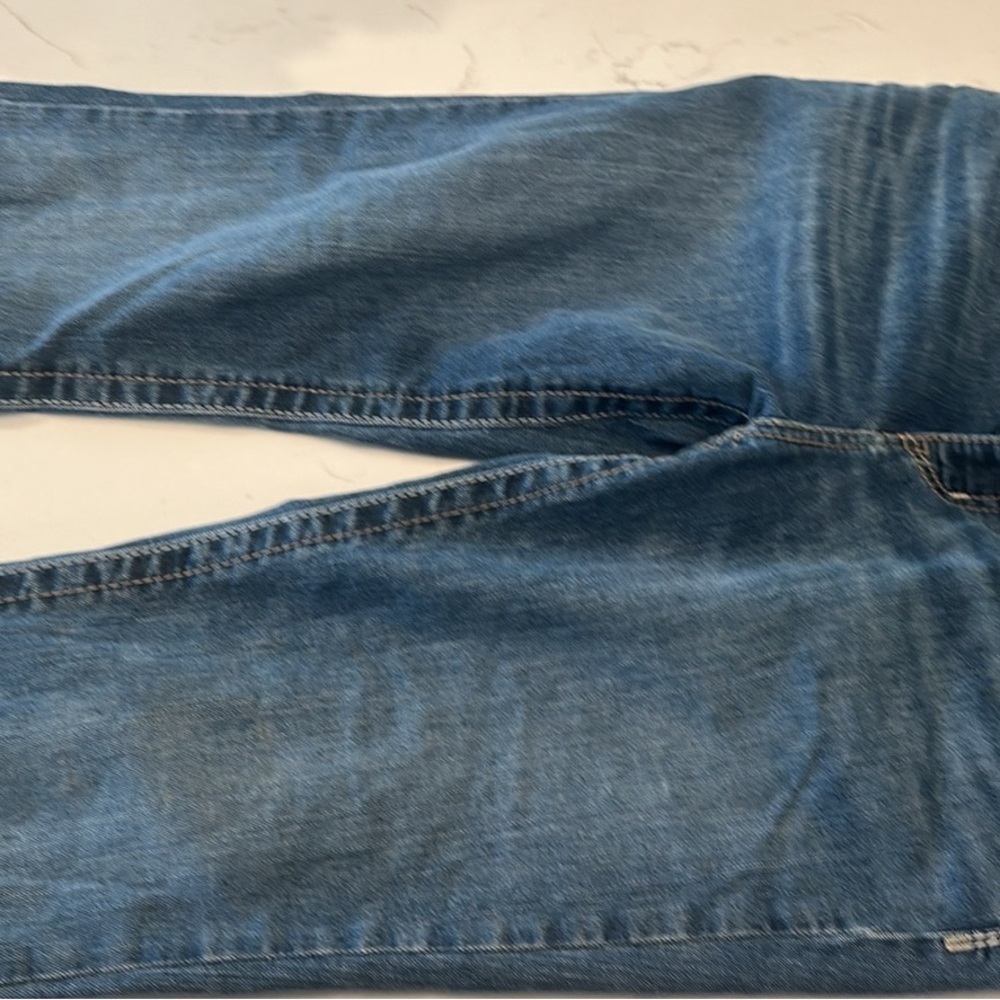 Stylish Blue Women's Straight Jeans
